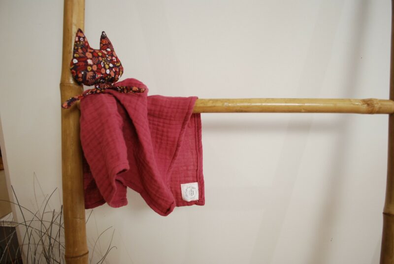 Doudou en tissu "CHAT"