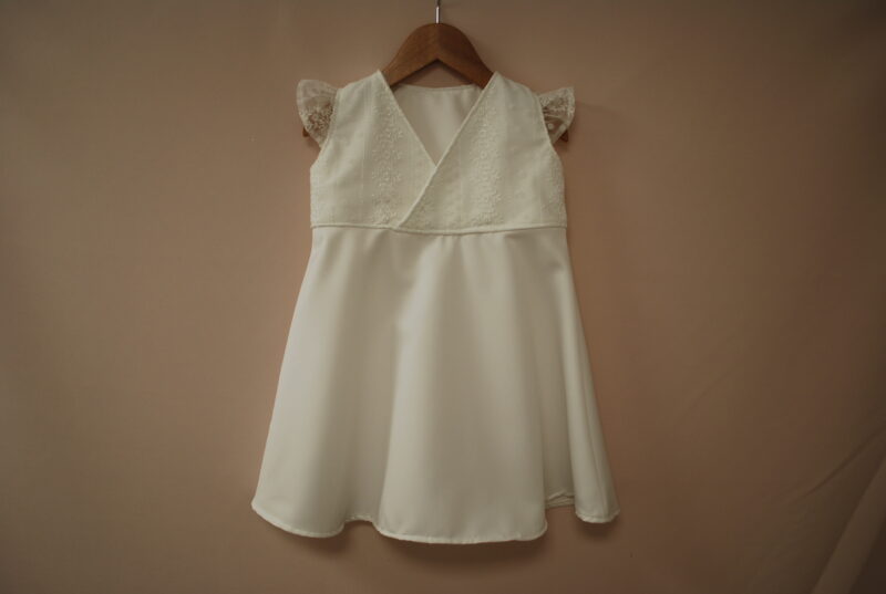 robe cache coeur LEA satin dentelle LEA