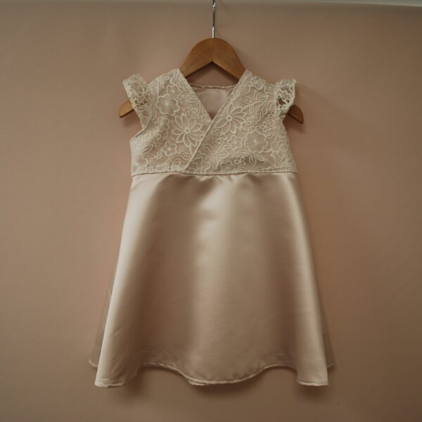 robe rose SIENA cache coeur satin dentelle