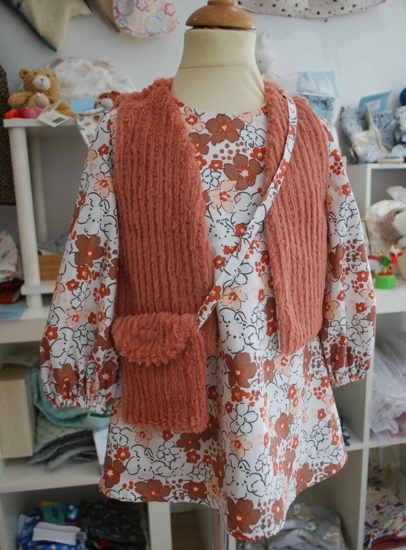 Ensemble Robe, Gilet et petit sac