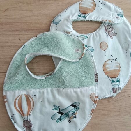 Lot de 2 bavoirs en coton et éponge, imprimé montgolfières - Fait main