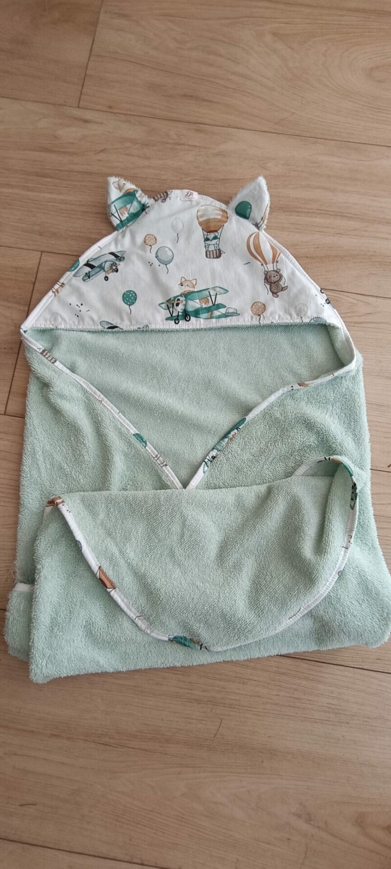Cape de bain bébé