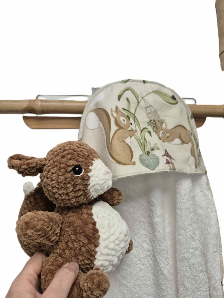 cape de bain avec sa peluche assortie