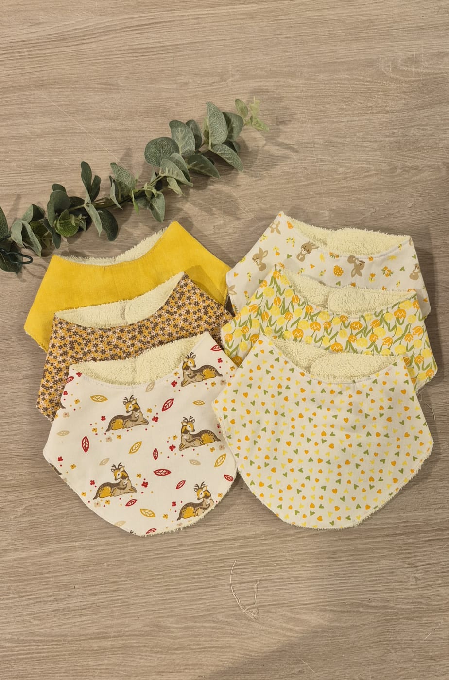Lot de bavoirs bébé fait main en coton et éponge - fabrication artisanale